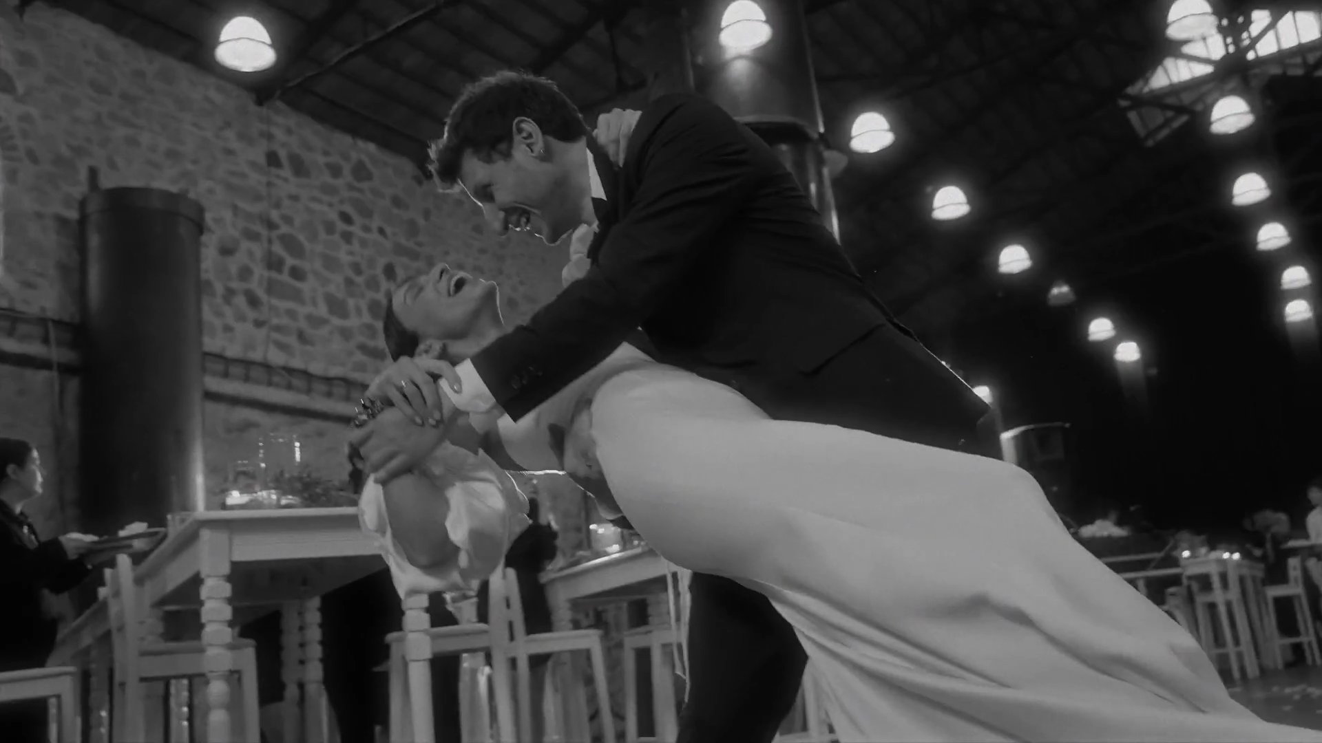 Short wedding clip in Turkey at İzmir Tarihi Havagazı Fabrikası – İzmir
