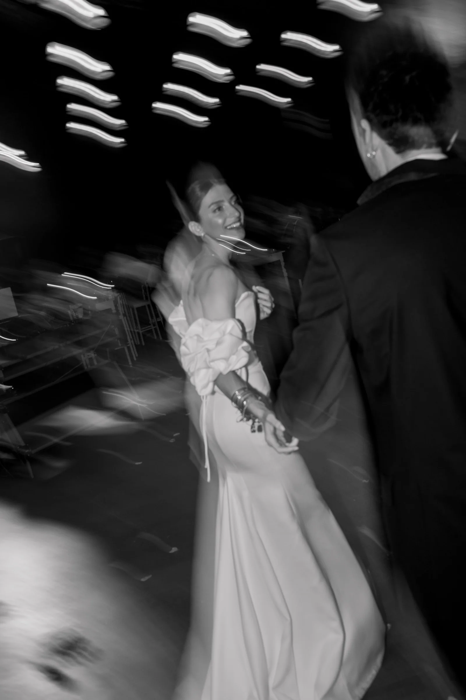 Modern and stylish wedding at İzmir Tarihi Havagazı Fabrikası – İzmir Turkey