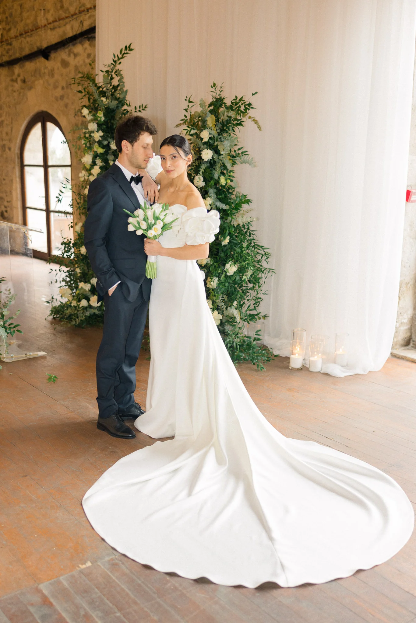 Bride and groom at İzmir Tarihi Havagazı Fabrikası – İzmir Turkey wedding