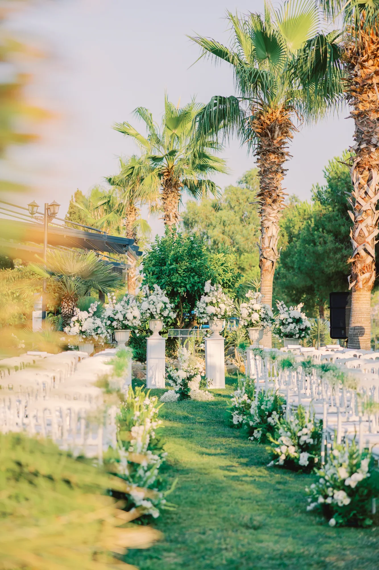 Intimate wedding moments at Cunda Despot Evi Ayvalık