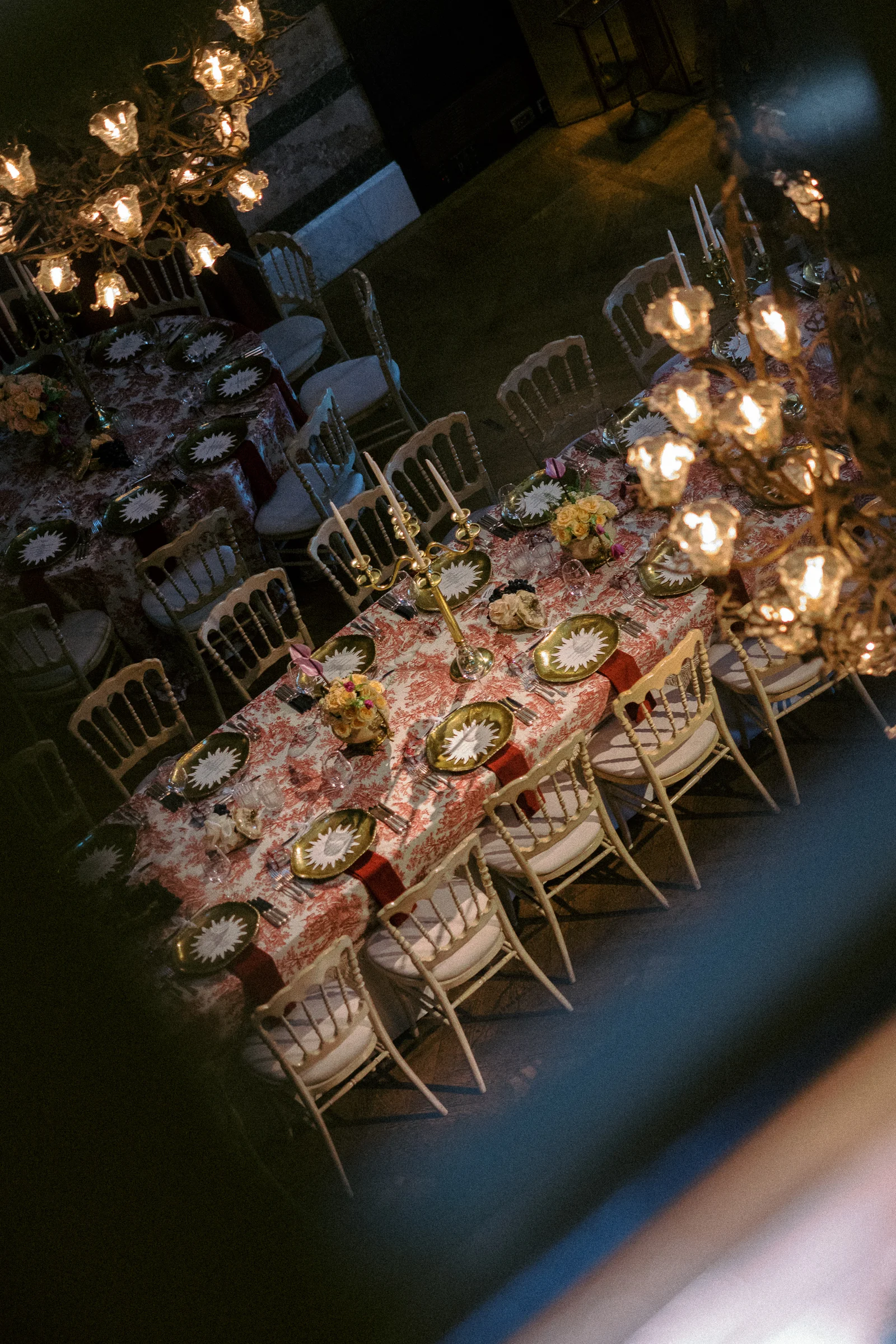 Intimate wedding moments at Pera Palace Hotel İstanbul